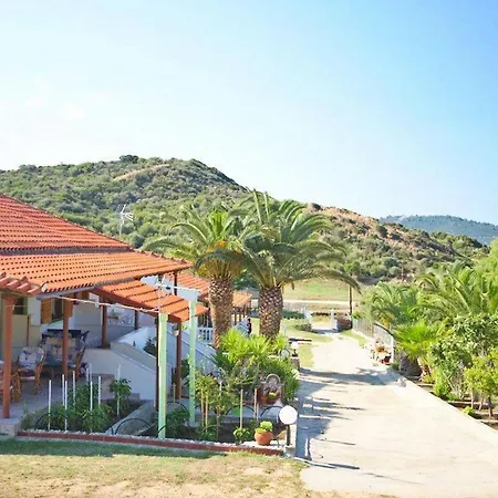 Platania Dimitris בית נופש